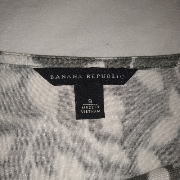 Banana Republic top - Picture 2 of 3